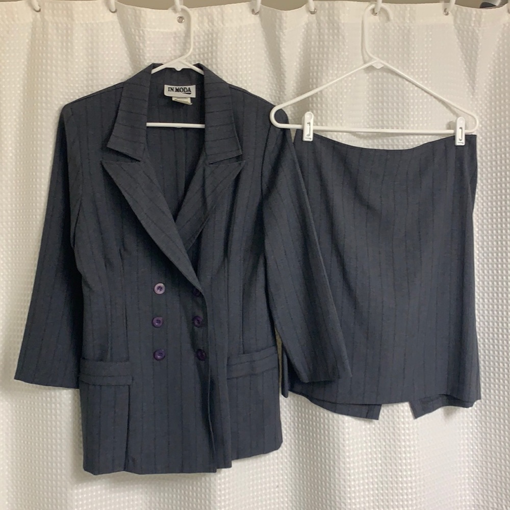 In Moda 2-pcs Black and Gray Suit